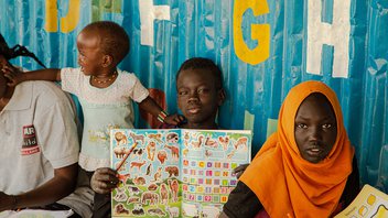 Oorlog Zuid-Soedan: hoe wij kinderen helpen met onderwijs - War Child