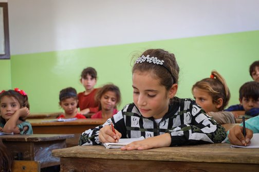 War Child is providing catch up education for Syrian children like Bashaer who are affected by the earthquakes